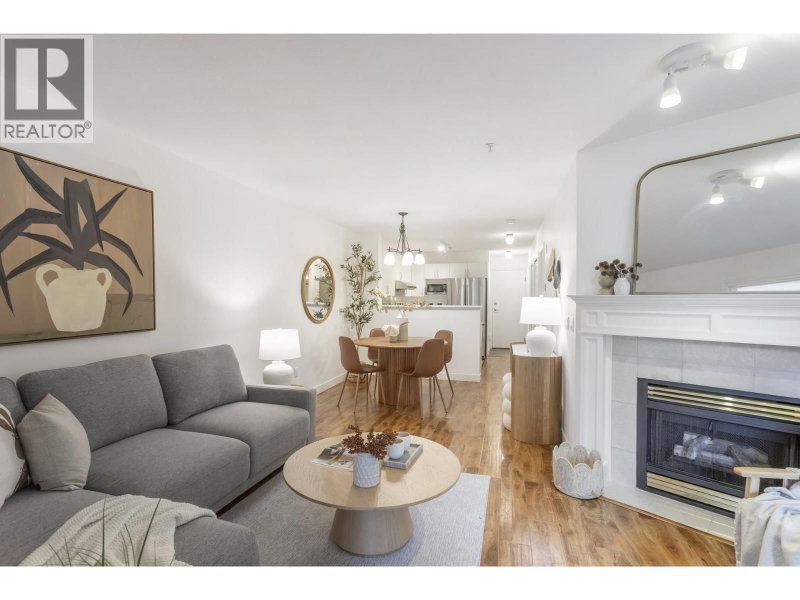 688 16TH Avenue Vancouver British Columbia, V5T 2V4 - 2 Bedrooms Condo For Sale