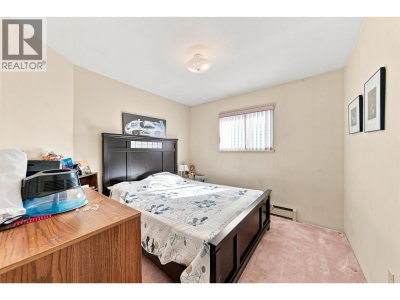 1708 PRESTWICK Drive | Vancouver British Columbia | Slide Image Sixteen