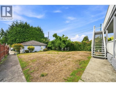 1708 PRESTWICK Drive | Vancouver British Columbia | Slide Image Thirty-three