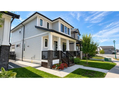 4440 STEPHEN LEACOCK Drive | Abbotsford British Columbia | Slide Image Two