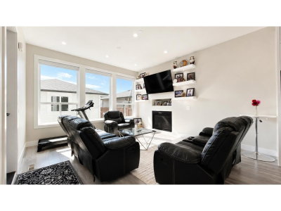4440 STEPHEN LEACOCK Drive | Abbotsford British Columbia | Slide Image Three