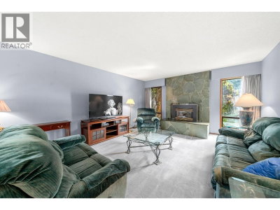 3833 LYNN VALLEY Road | North Vancouver British Columbia | Slide Image Three