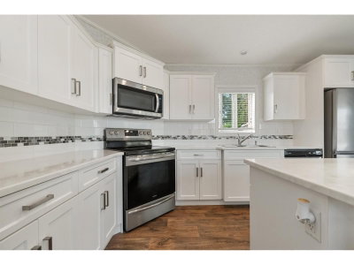 6035 VEDDER Road | Chilliwack British Columbia | Slide Image Six
