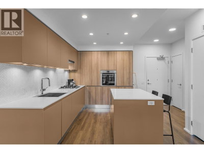 3809 EVERGREEN Place | Burnaby British Columbia | Slide Image Five
