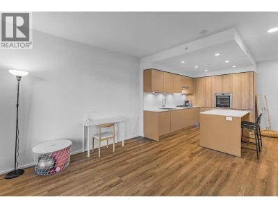 3809 EVERGREEN Place | Burnaby British Columbia | Slide Image Six