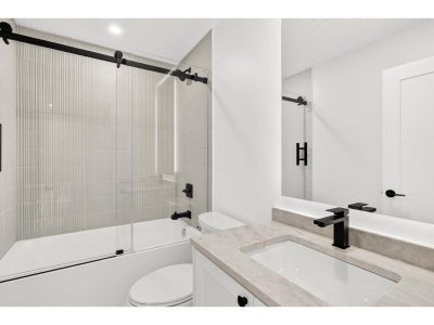 35437 VERADO Court | Abbotsford British Columbia | Slide Image Thirty-one