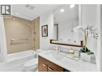 455 BEACH Crescent | Vancouver British Columbia | Slide Image Twenty-eight