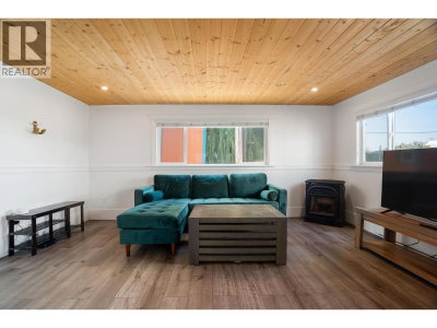 23080 DYKE ROAD | Richmond British Columbia | Slide Image Twelve