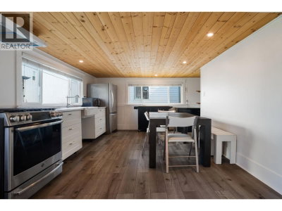 23080 DYKE ROAD | Richmond British Columbia | Slide Image Six