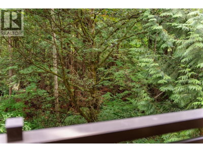 3294 MT SEYMOUR Parkway | North Vancouver British Columbia | Slide Image Six