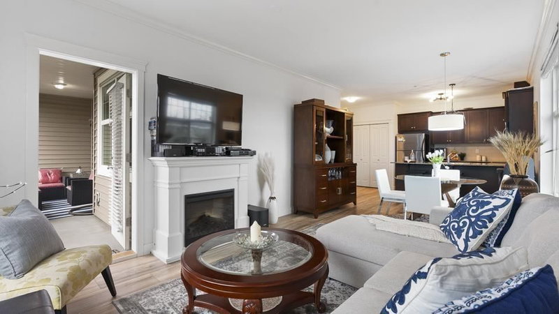 17712 57A Avenue Surrey British Columbia, V3S 1J1 - 2 Bedrooms Condo For Sale