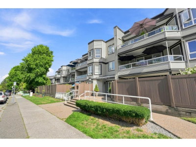1840 SOUTHMERE Crescent East | Surrey British Columbia | Slide Image Thirty-three