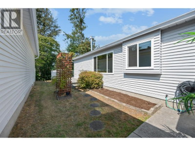 5379 REGATTA Way | Delta British Columbia | Slide Image Thirty-three