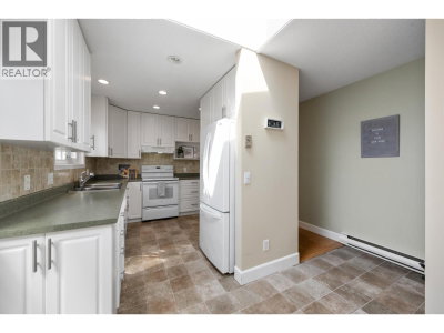 5379 REGATTA Way | Delta British Columbia | Slide Image Nine