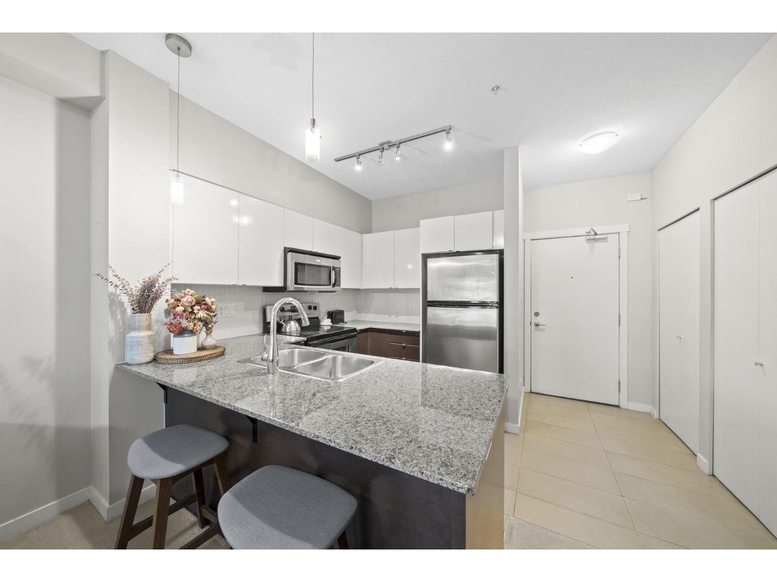 13733 107A Avenue, Surrey, British Columbia V3T 0B7