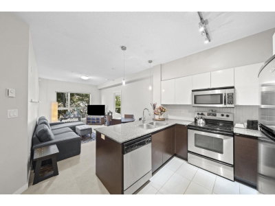 13733 107A Avenue | Surrey British Columbia | Slide Image Eight