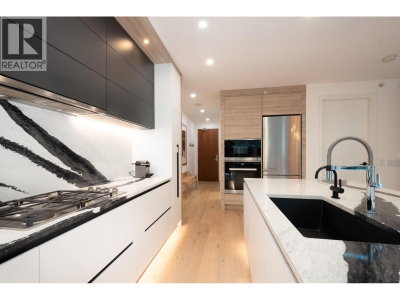 180 ATHLETES Way | Vancouver British Columbia | Slide Image Thirteen