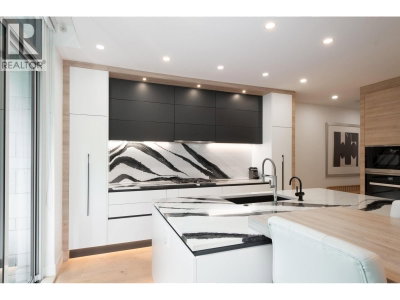 180 ATHLETES Way | Vancouver British Columbia | Slide Image Nine