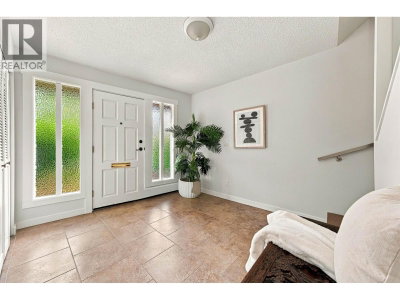 3773 REGENT Avenue | North Vancouver British Columbia | Slide Image Nineteen