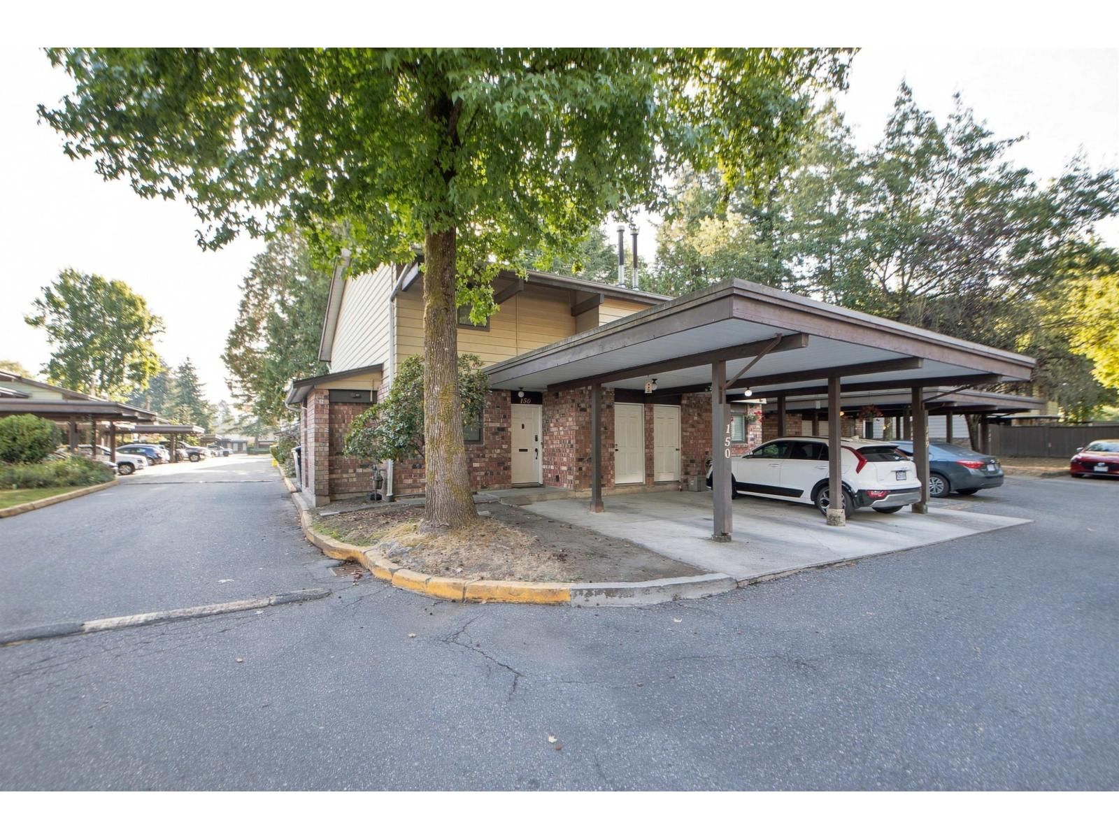 7474 138 Street, Surrey, British Columbia V3W 6G4