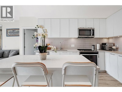 2382 ATKINS Avenue | Port Coquitlam British Columbia | Slide Image Two