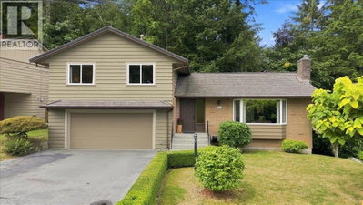 976 CORONA Crescent | Coquitlam British Columbia | Slide Image One
