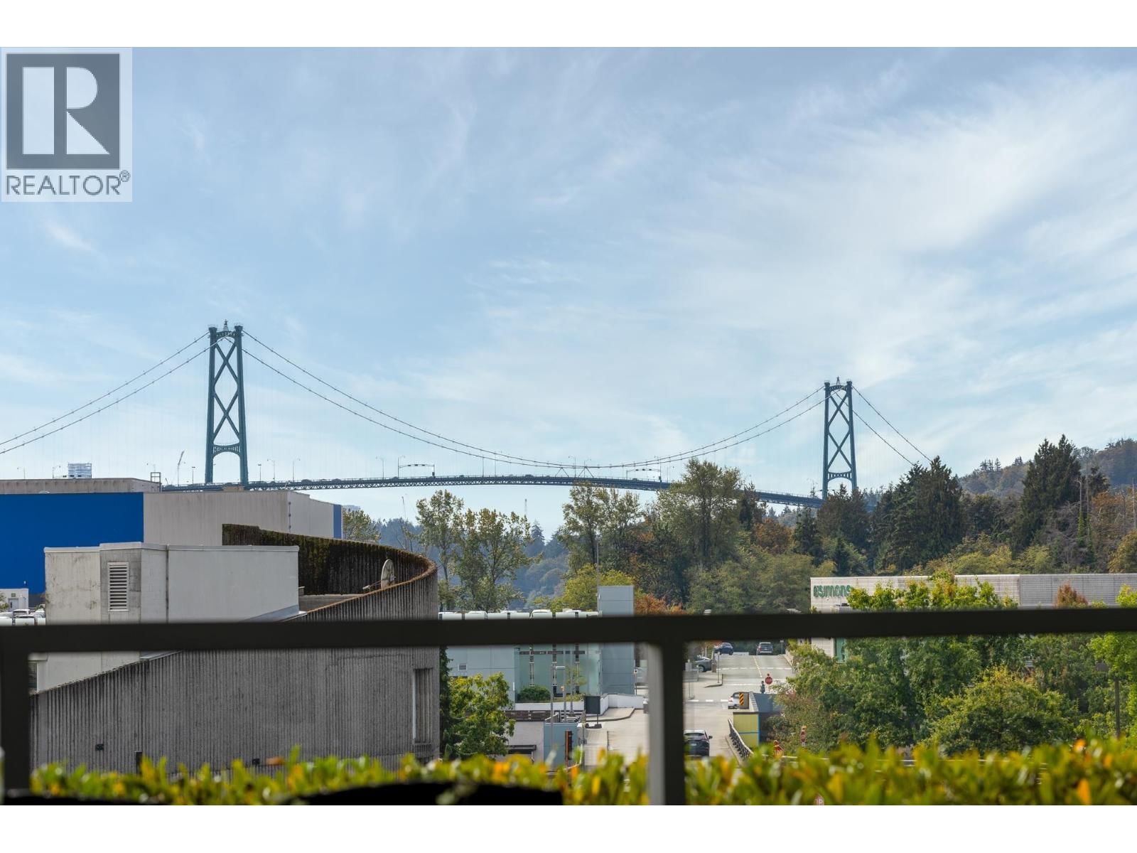 866 ARTHUR ERICKSON Place, West Vancouver, British Columbia V7T 0B2