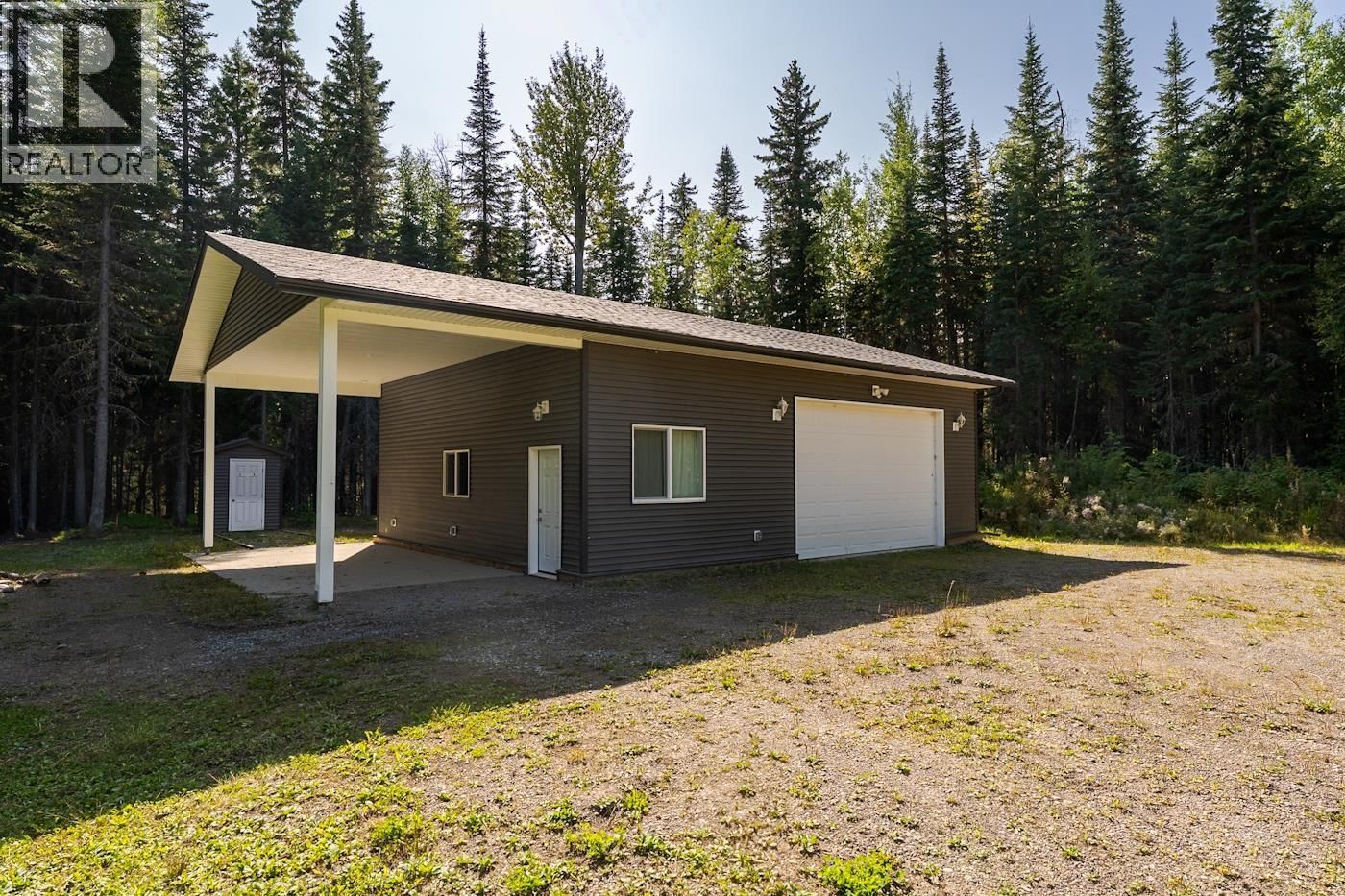 14975 NUKKO LAKE ESTATES Road, Prince George, British Columbia V2K 5K7