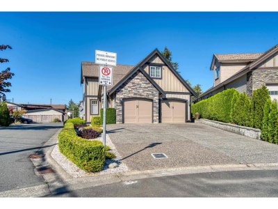 2368 BEDFORD Place | Abbotsford British Columbia | Slide Image Three