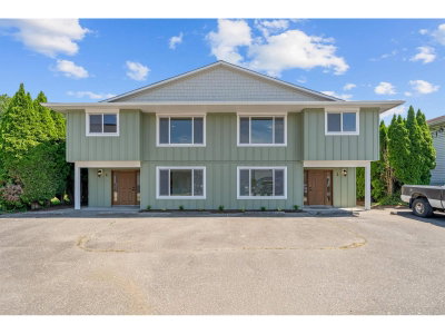 45741 BRITTON Avenue | Chilliwack British Columbia | Slide Image Two