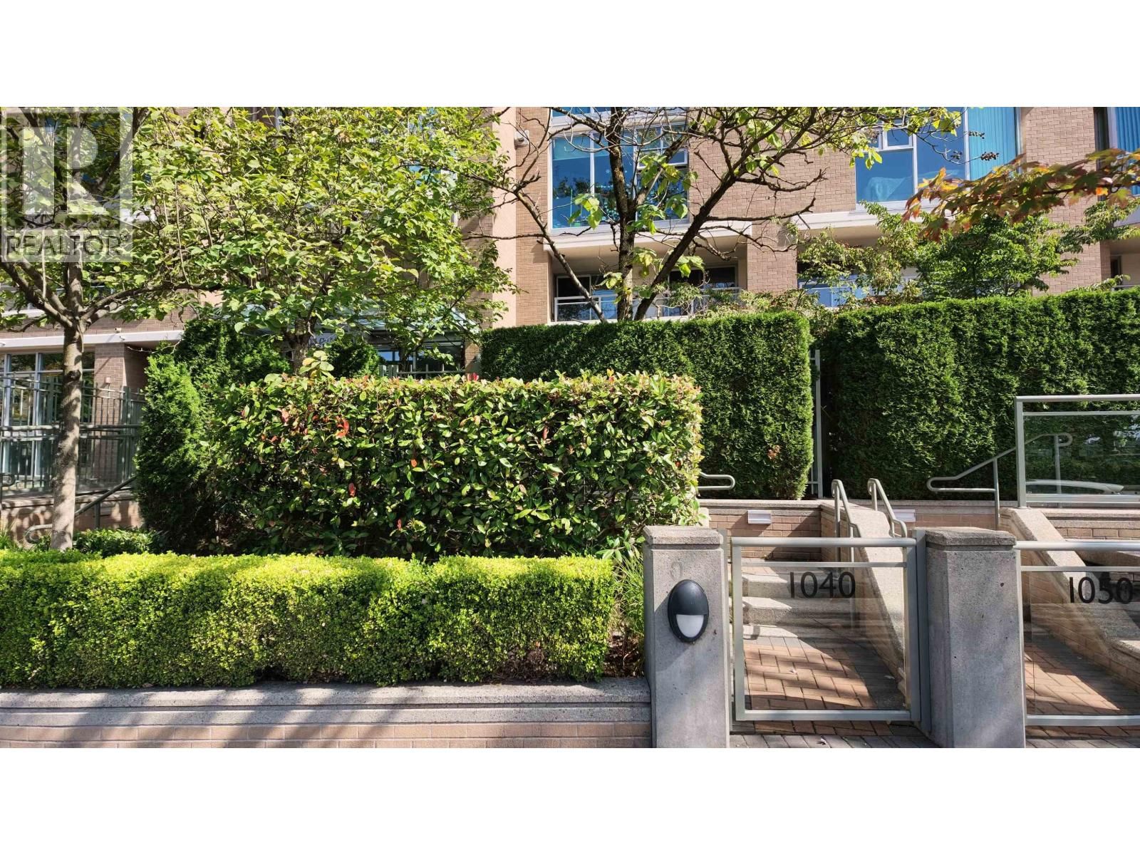 1040 QUEBEC Street, Vancouver, British Columbia V6A 4K8