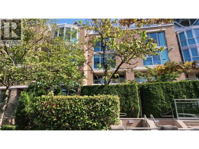 1040 QUEBEC Street | Vancouver British Columbia | Slide Image Two