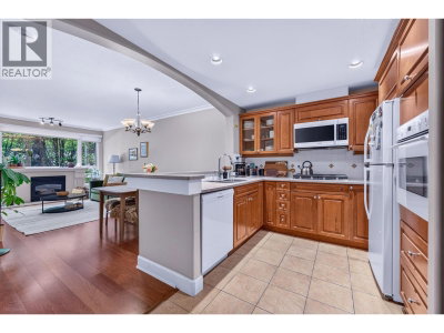 5770 OAK Street | Vancouver British Columbia | Slide Image Thirteen