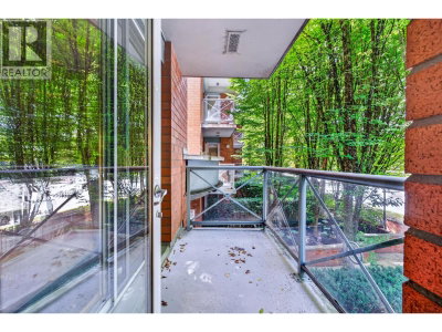 5770 OAK Street | Vancouver British Columbia | Slide Image Twenty