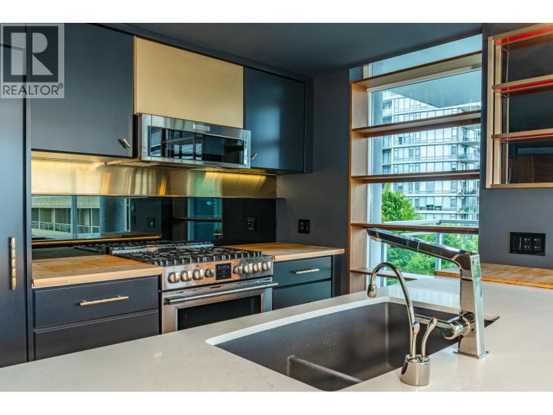 7373 WESTMINSTER Highway Richmond British Columbia, V6X 0B5 - 3 Bedrooms Condo For Sale