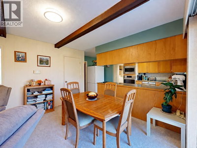 5411 GROVE Avenue | Delta British Columbia | Slide Image Ten