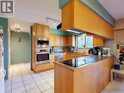 5411 GROVE Avenue | Delta British Columbia | Slide Image Six