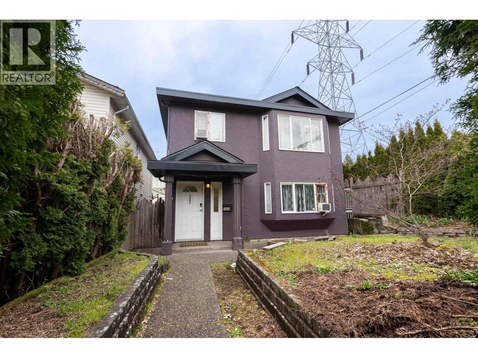 3681 ADANAC Street, Vancouver, British Columbia V5K 2P7