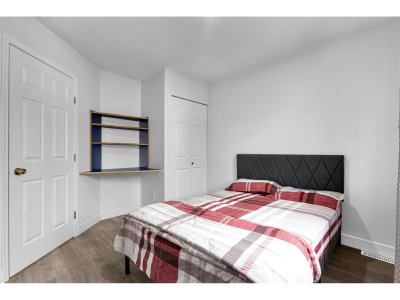 6518 121 Street | Surrey British Columbia | Slide Image Sixteen