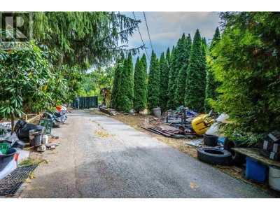 12772 251 Street | Maple Ridge British Columbia | Slide Image Nine