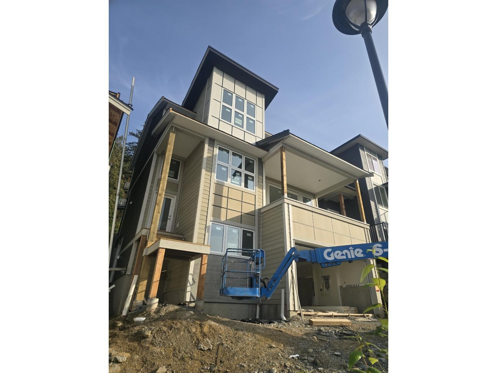 6262 REXFORD Drive, Chilliwack, British Columbia V2R 6B4