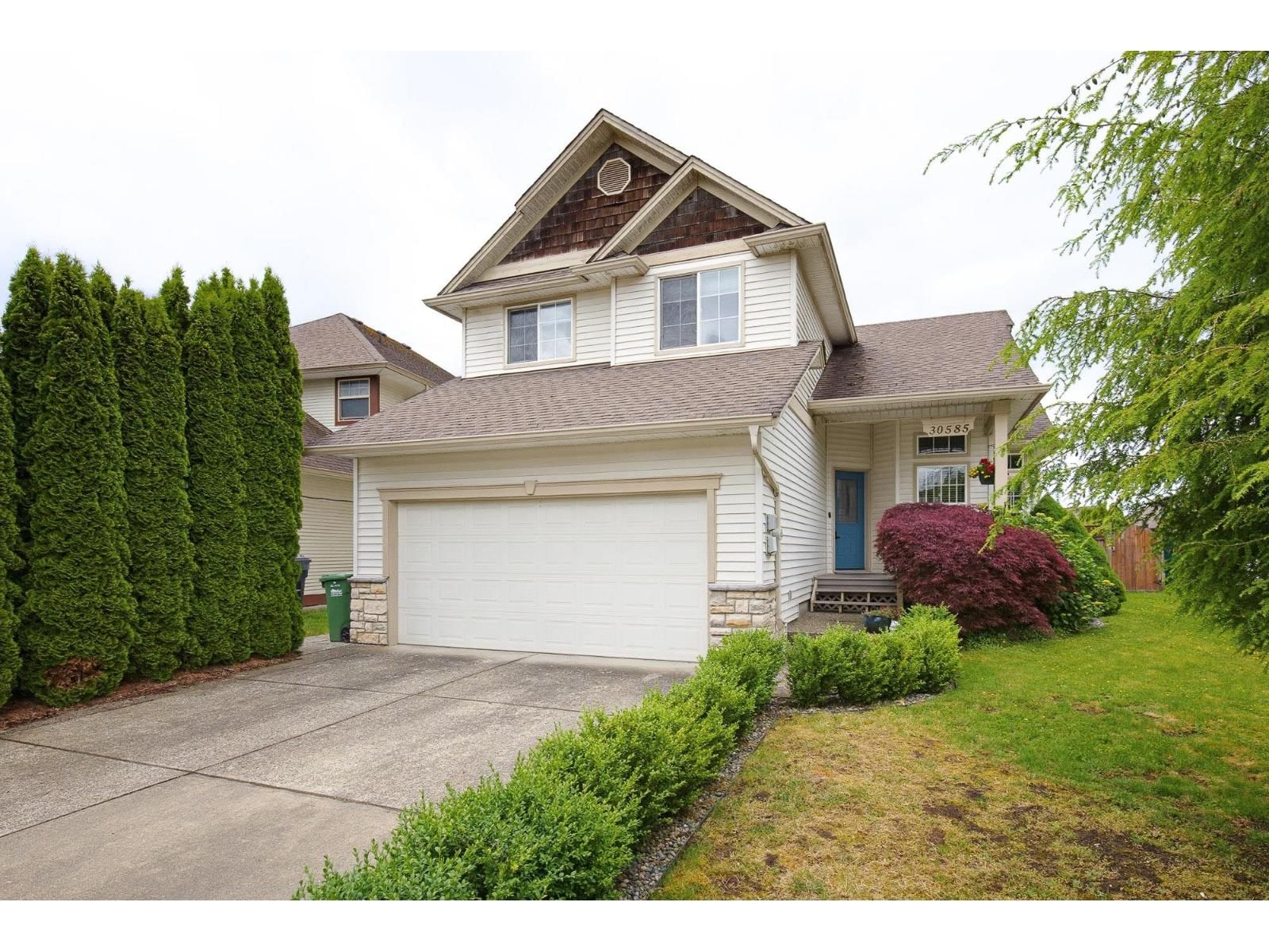 30585 CRESTVIEW Avenue, Abbotsford, British Columbia V2T 6V2