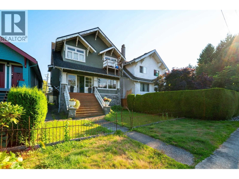 3144 7TH Avenue Vancouver British Columbia, V6K 2A1 - 4 Bedrooms Home For Sale