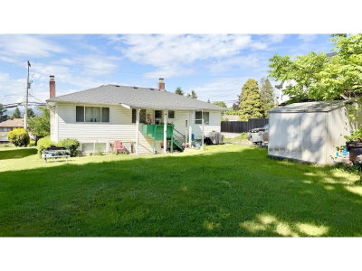 13688 113 Avenue | Surrey British Columbia | Slide Image Five