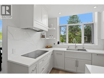 4759 VALLEY Drive | Vancouver British Columbia | Slide Image Twelve