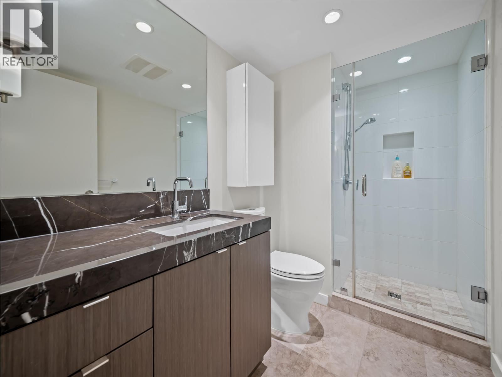 704 - 125 14TH STREET Image 24