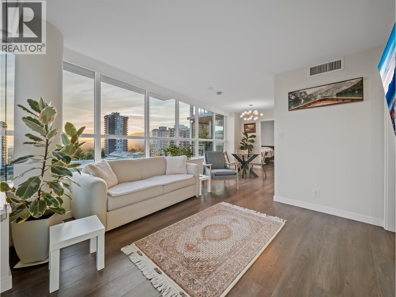 704 - 125 14TH STREET Image 7