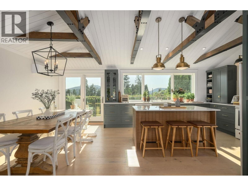 580 IOCO Road Port Moody British Columbia, V3H 2W2 - 6 Bedrooms Home For Sale