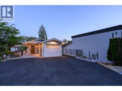 580 IOCO Road | Port Moody British Columbia | Slide Image Thirty-six