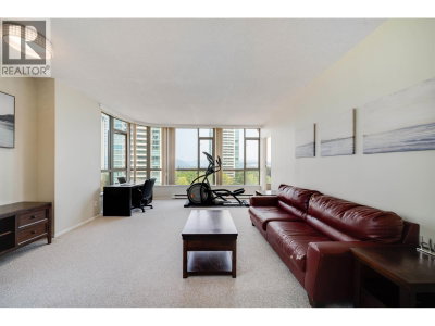 5967 WILSON Avenue | Burnaby British Columbia | Slide Image Six